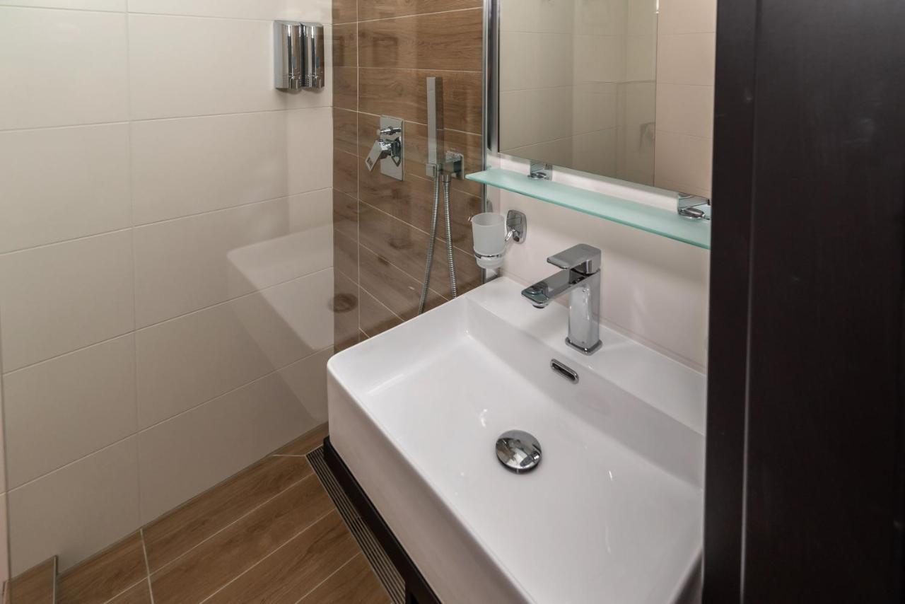 Arany Apartman Μίσκολτς Εξωτερικό φωτογραφία